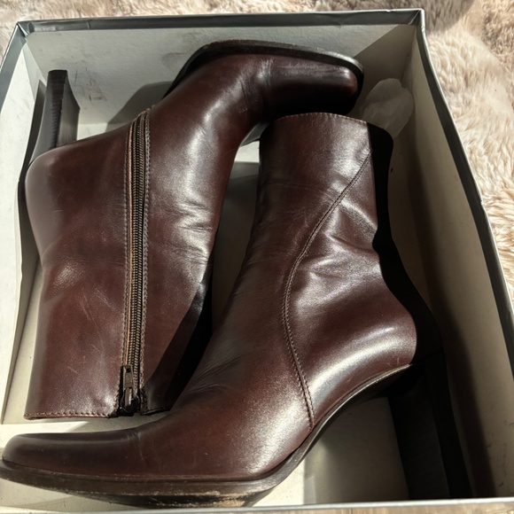 Charles David - Picture 6 of 6